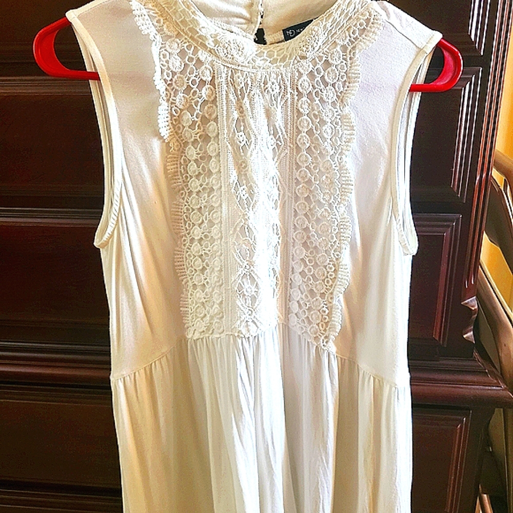 New Directions White Lace Top